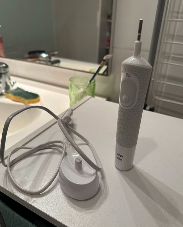 brosse a dents electrique pour traiter ampoule de lait allaitement brosse a dents électrique pour traiter une ampoule de lait ou cloque en allaitement