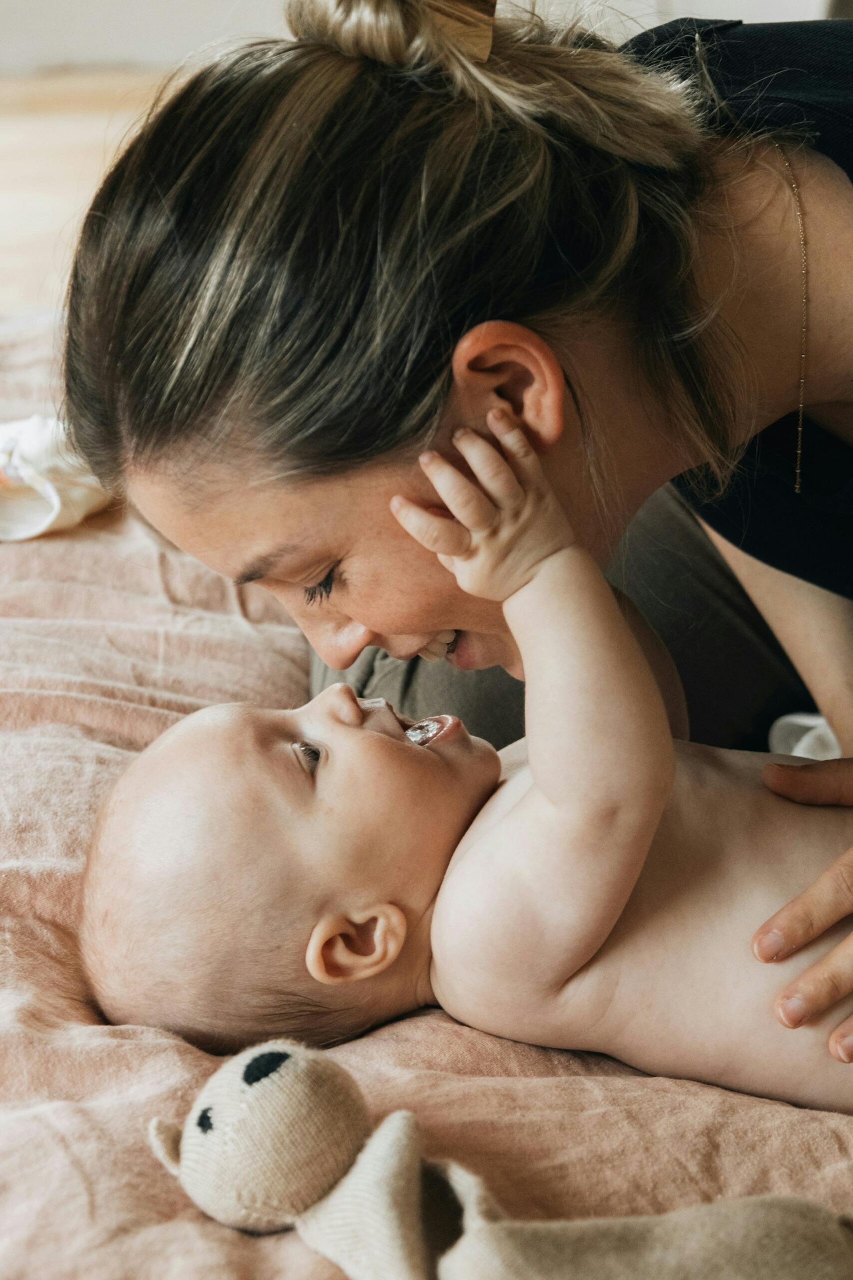 mere bébé heureux 1 renforcer lien bébé maman